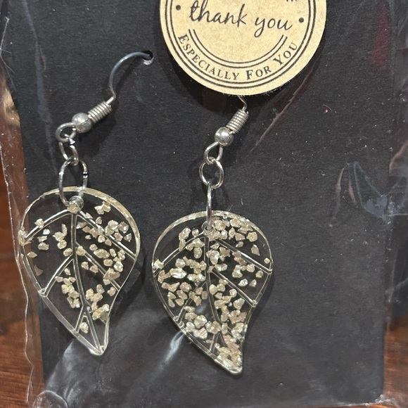 2pairs acrylic earrings with sparkles - Picture 2 of 2